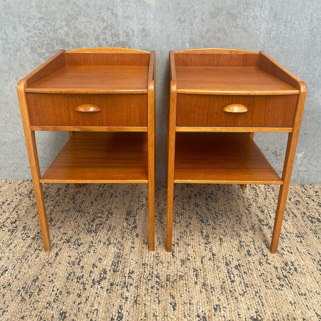 Scandinavian Mid-Century Bedside Duo in Teak and Oak - Image 2