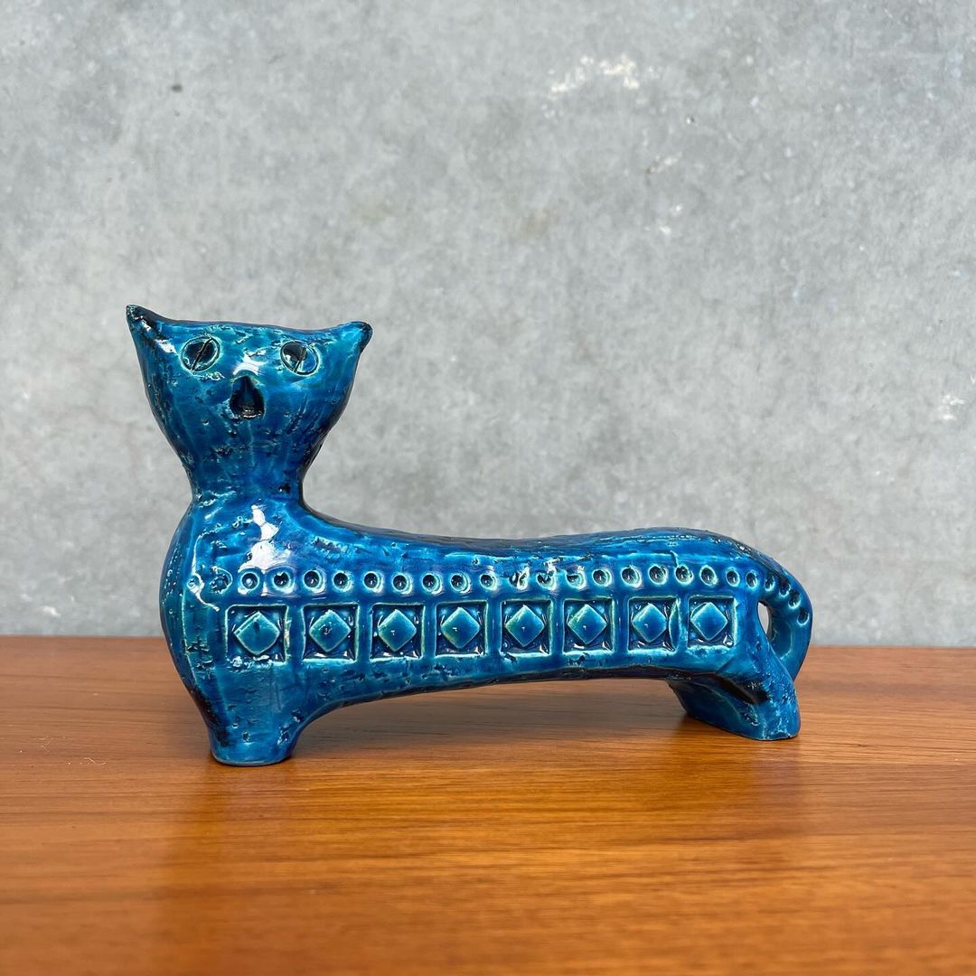 italian-mid-century-bitossi-rimini-blue-cat-by-aldo-londi-6