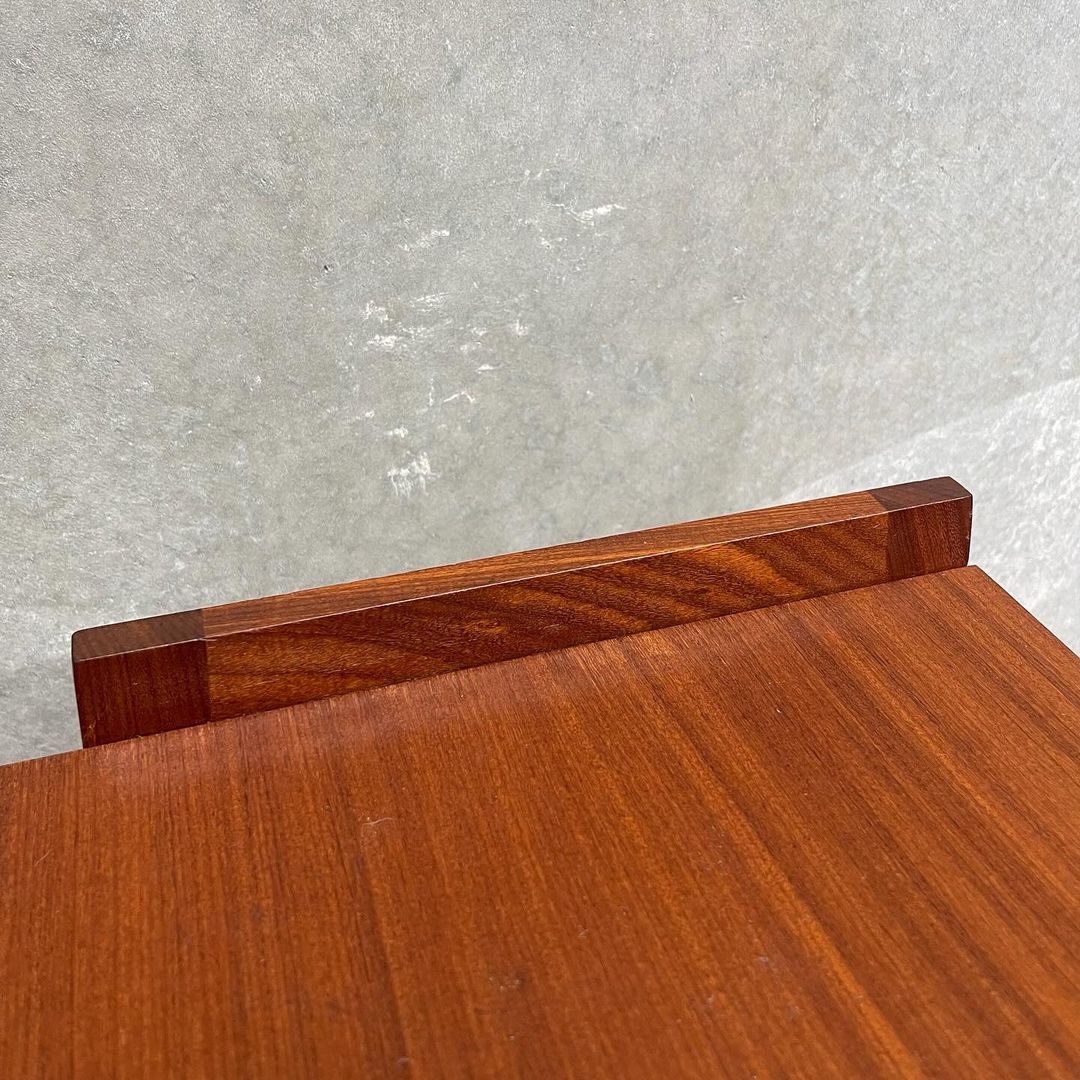 swedish-mid-century-froseke-drawers-bedside-table-6