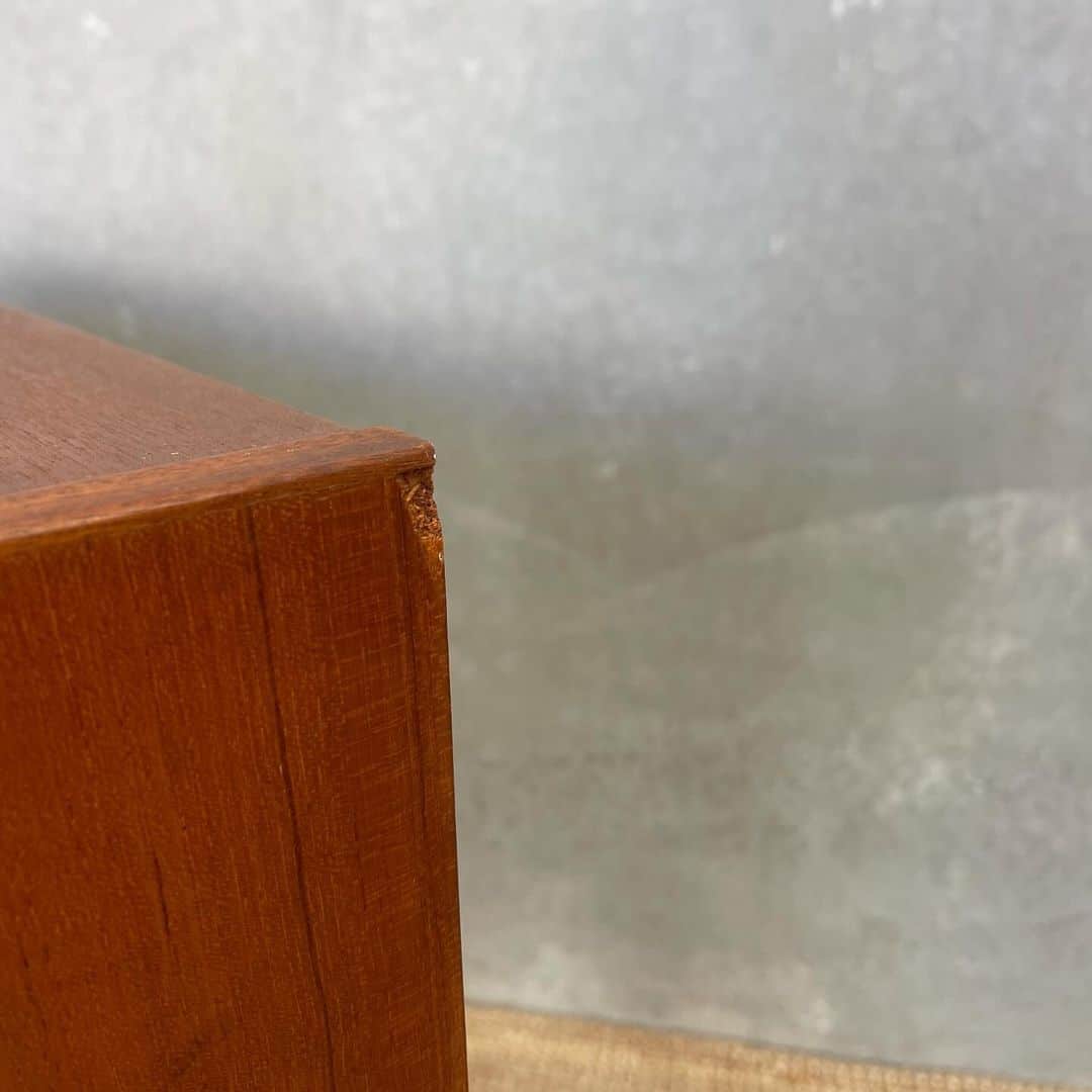 danish-mid-century-chest-of-drawers-in-teak-2