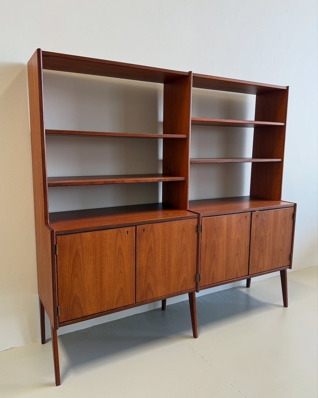 Mid-Century Scandinavian Double Bookshelf (6)
