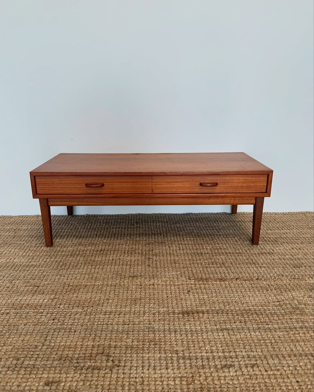 low-scandinavian-mid-century-hall-table (1)