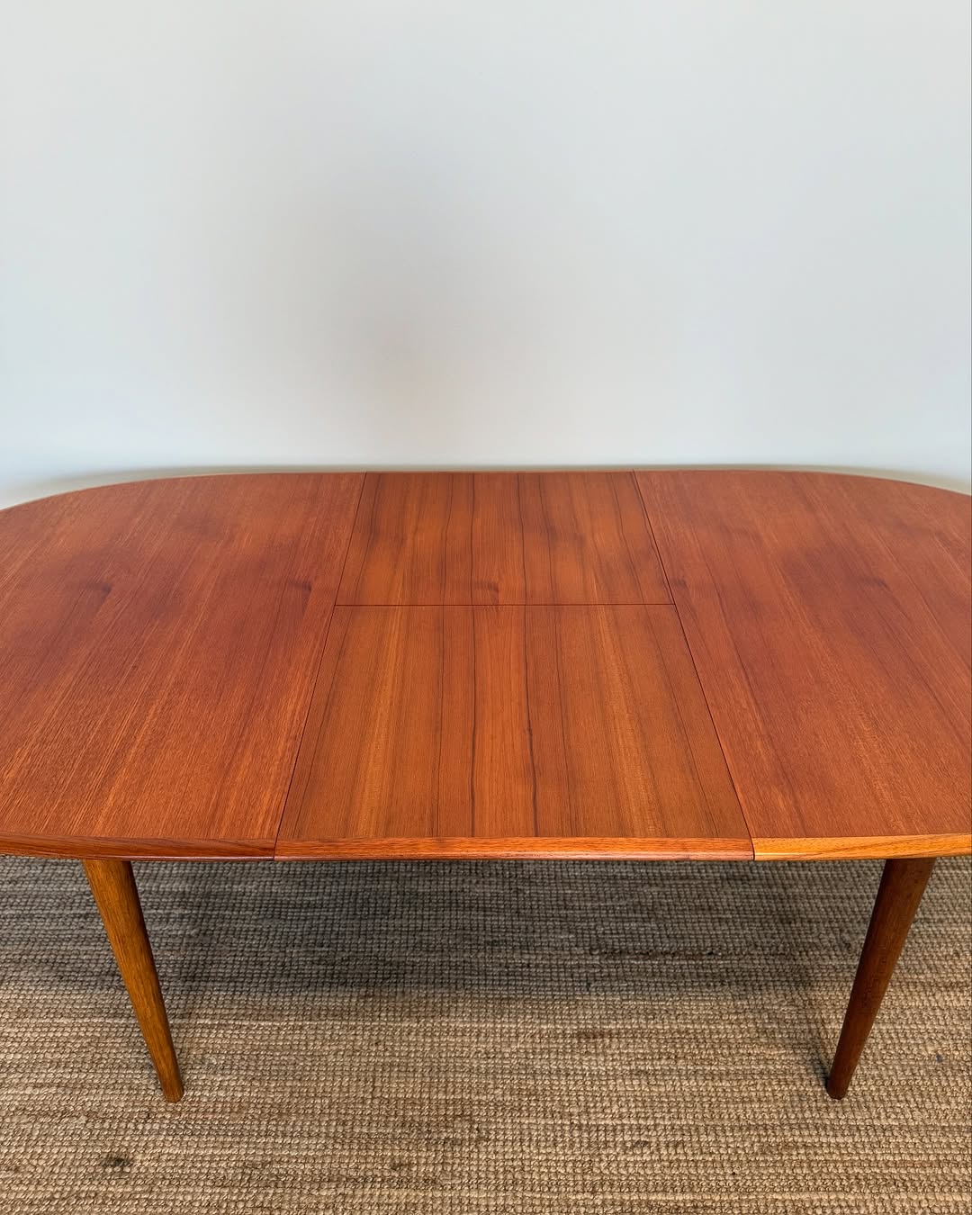 mid-century-extendable-dining-table (3)