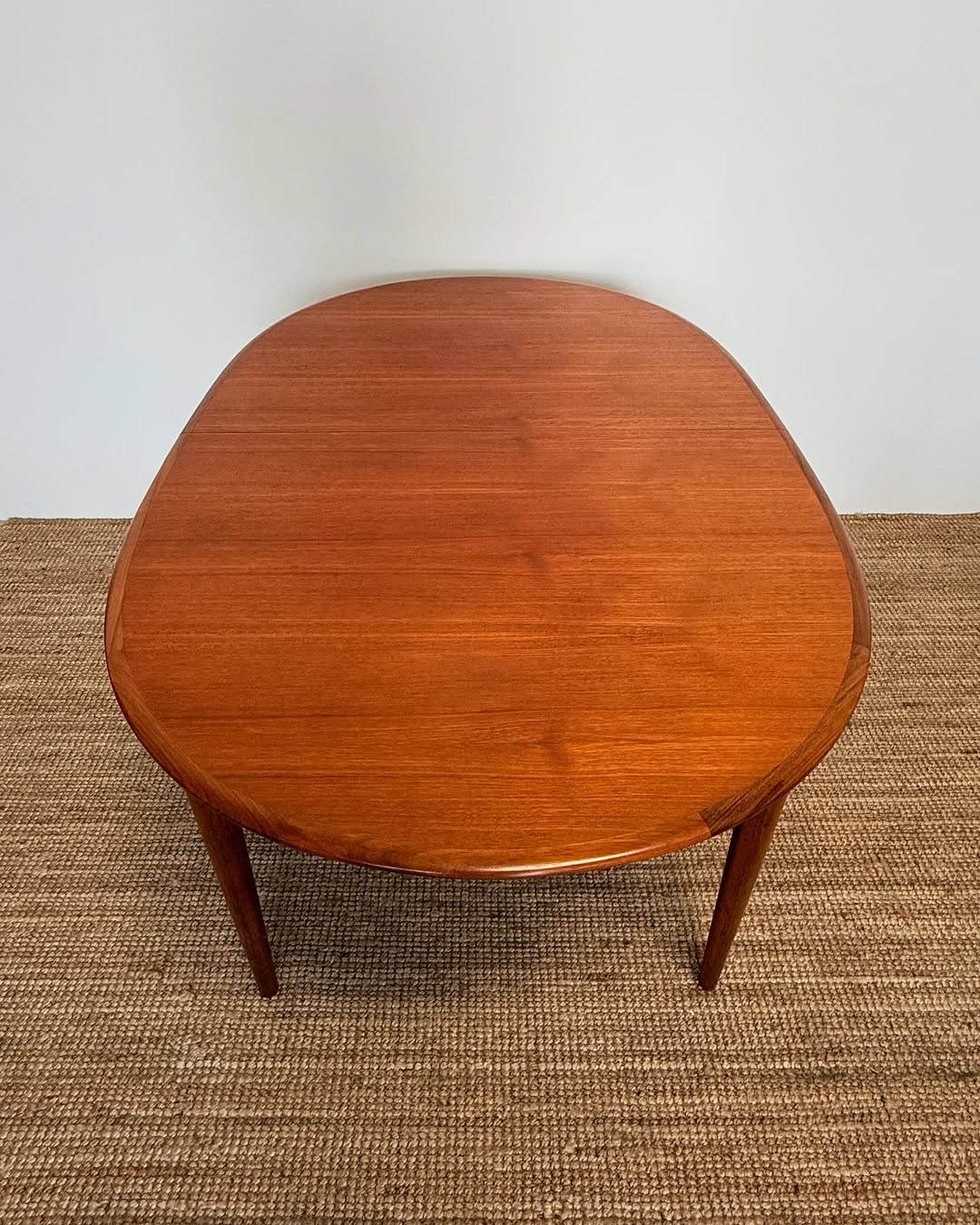mid-century-extendable-dining-table (4)