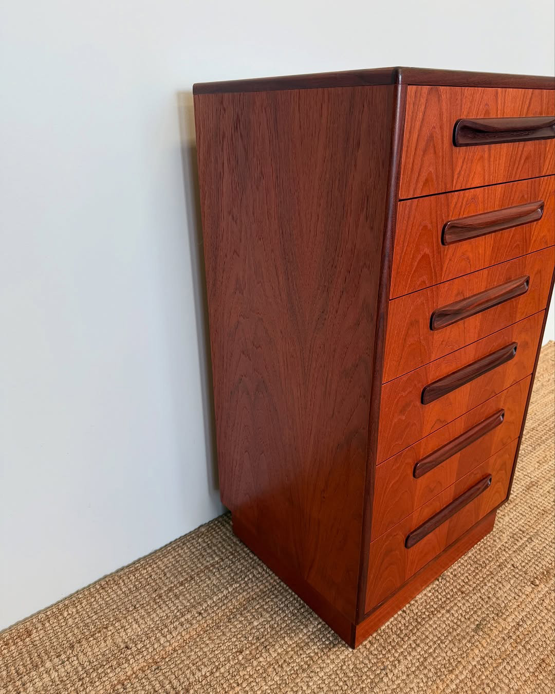 mid-century-fresco-chest-of-drawers (3)