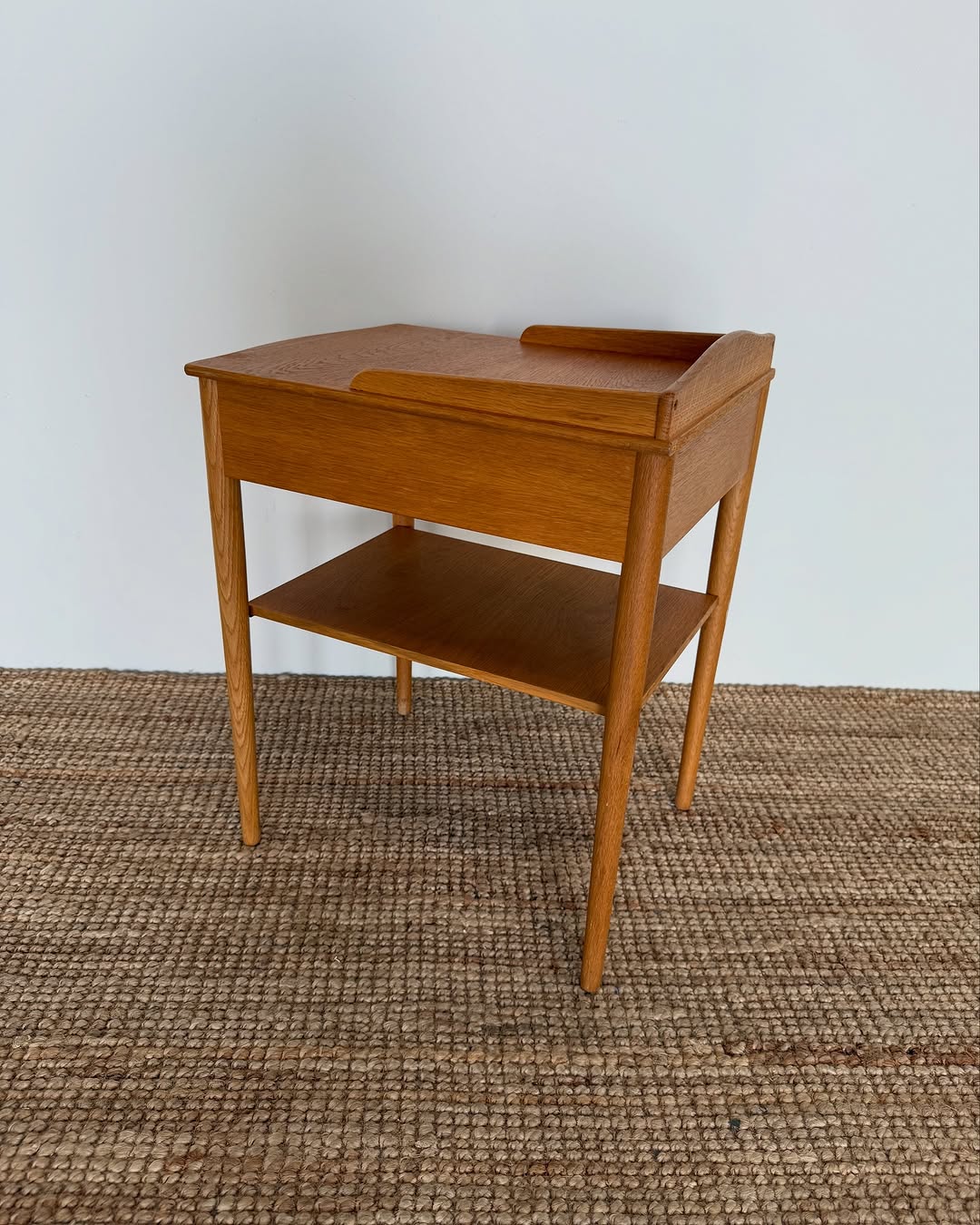 swedish-mid-century-bedside (1)