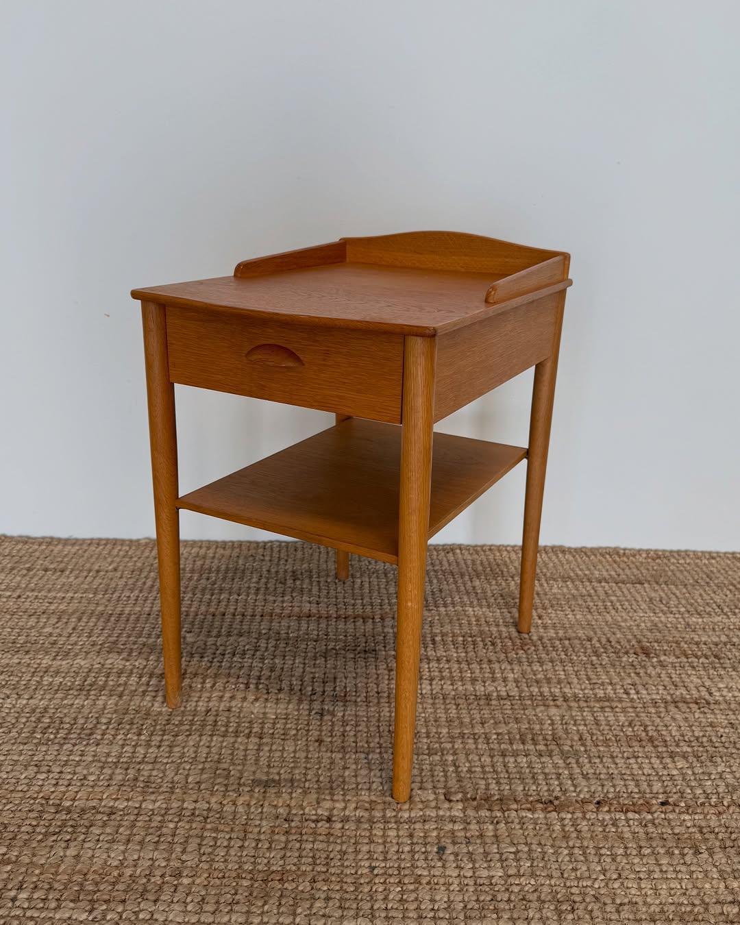 swedish-mid-century-bedside (4)