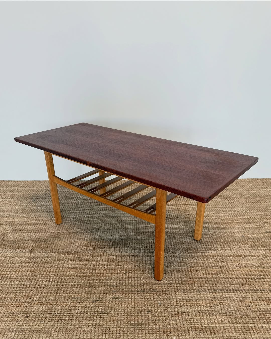 swedish-mid-century-coffee-table (5)