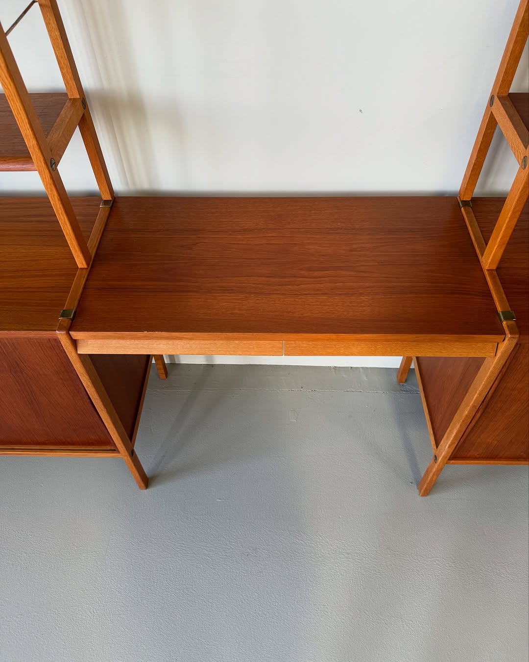 scandinavian-mid-century-cupboard-2 (3)