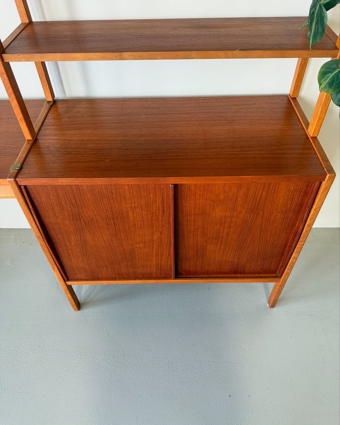 scandinavian-mid-century-cupboard-2 (5)