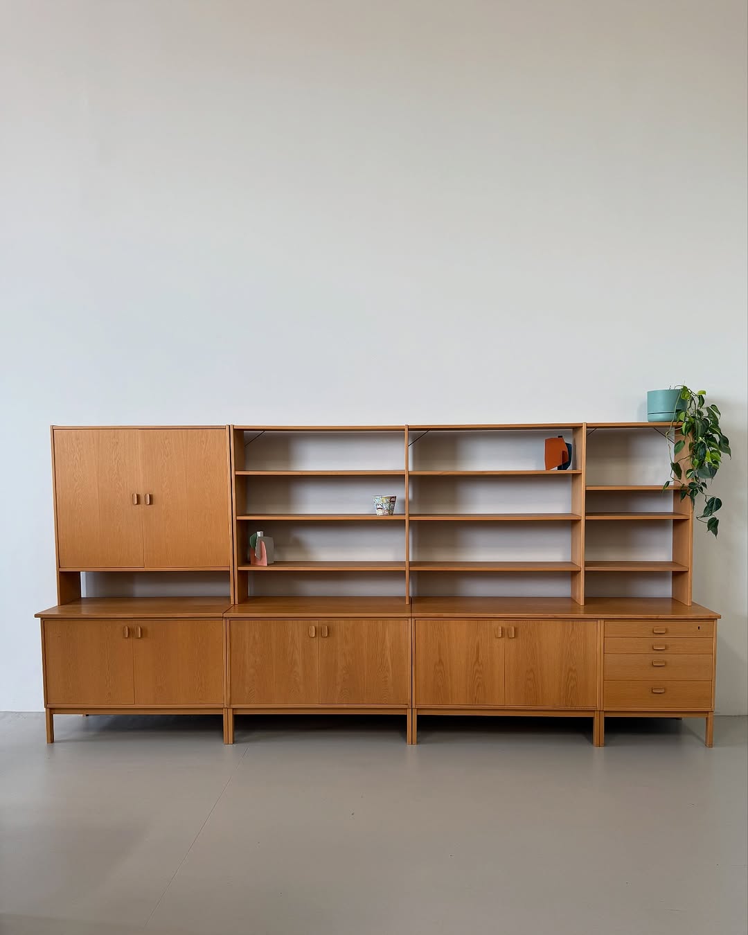 swedish-mid-century-wall-unit (3)