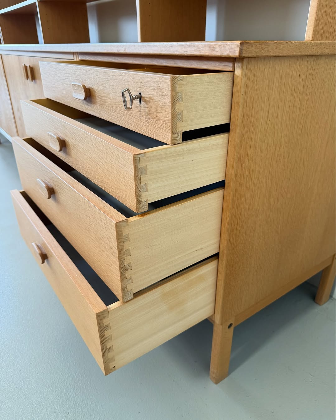 swedish-mid-century-wall-unit (4)