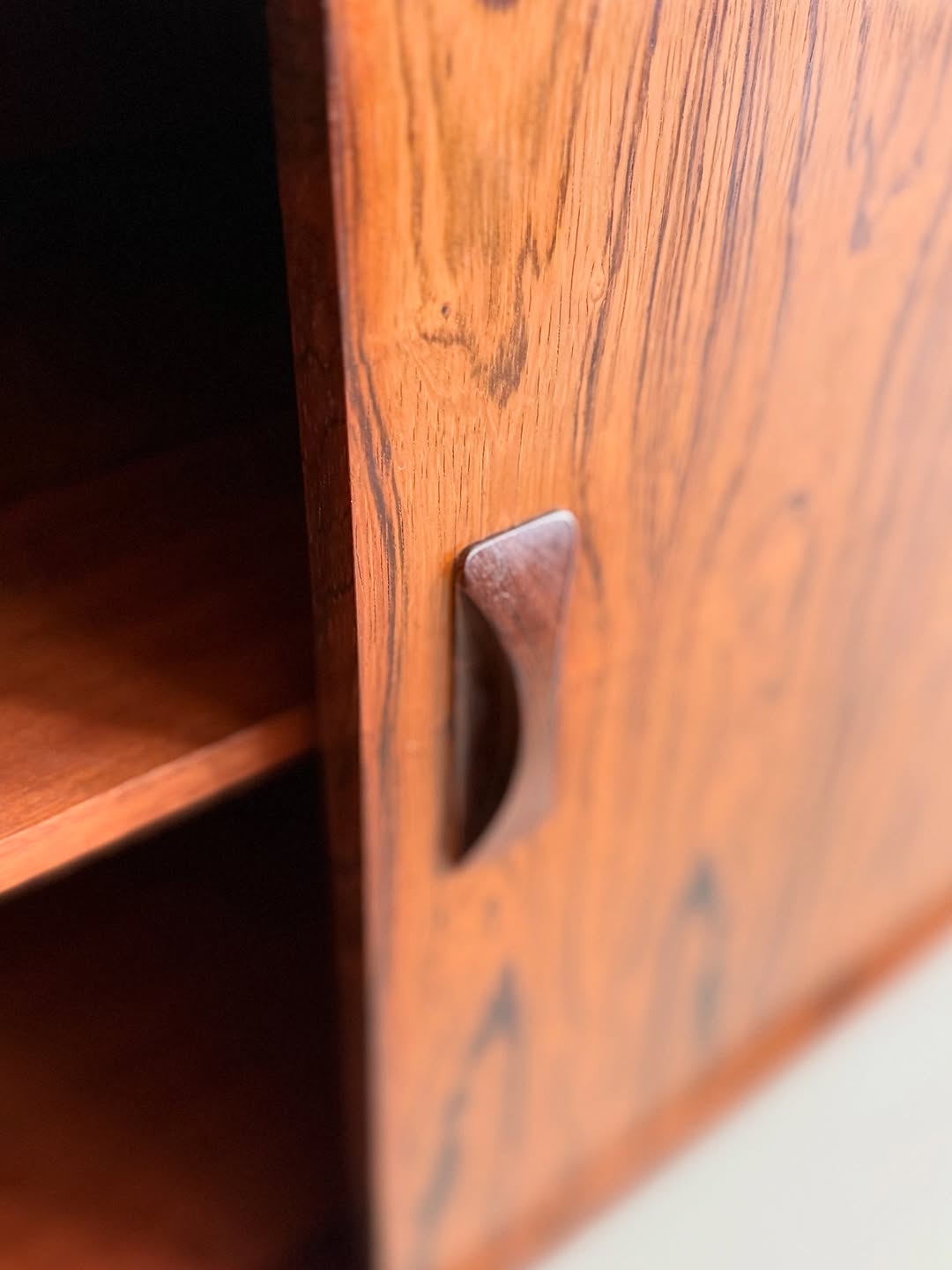 danish-mid-century-lowline-sideboard (2)