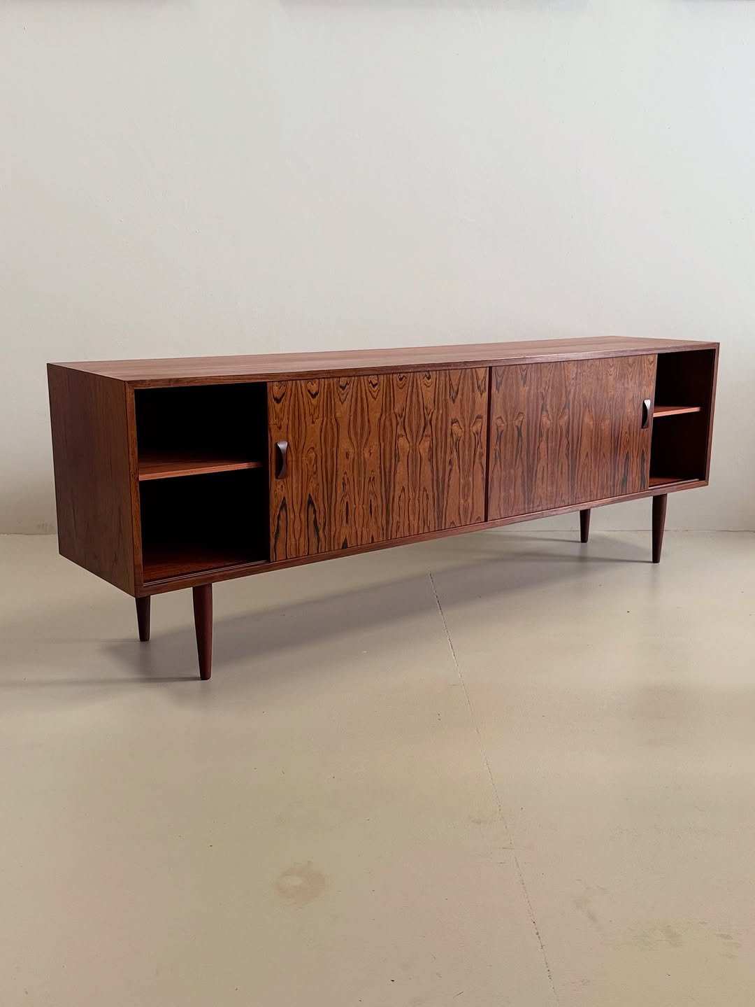 danish-mid-century-lowline-sideboard (3)