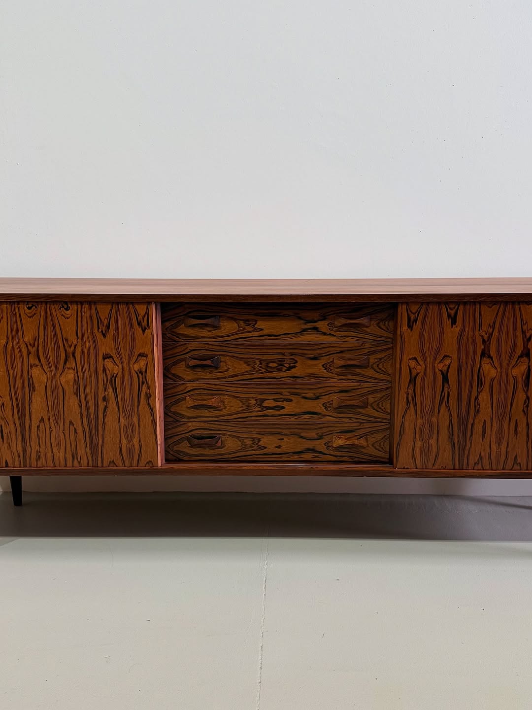 danish-mid-century-lowline-sideboard (6)