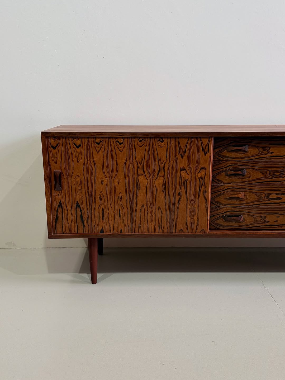 danish-mid-century-lowline-sideboard (8)