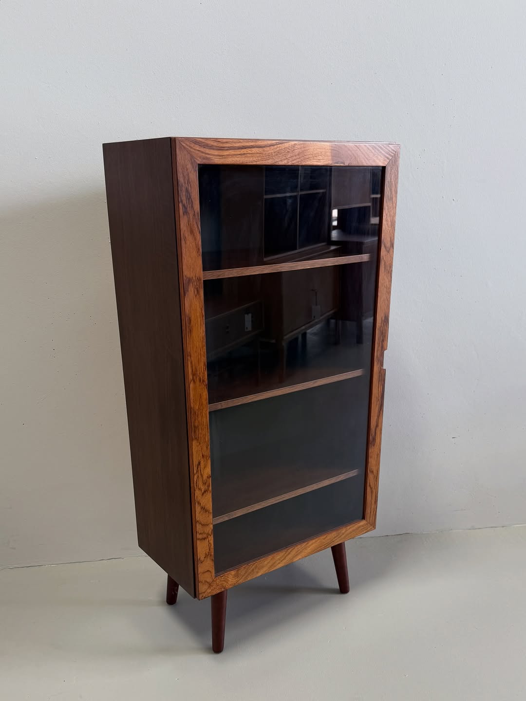 danish-mid-century-cabinet (2)